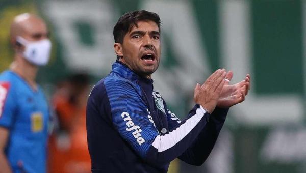 Abel prevê Palmeiras 'inteiro' para final da Libertadores