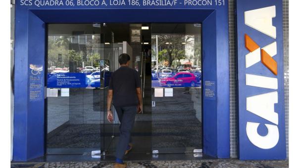 Agências da Caixa abrem duas horas mais cedo a partir desta segunda-feira (4)