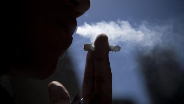 ALERTA: Fumante com coronavírus tem 14 vezes mais chances de morrer