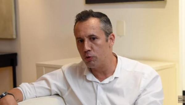 Aliados de Bolsonaro reagem a demissões do secretário da Cultura, Roberto Alvim
