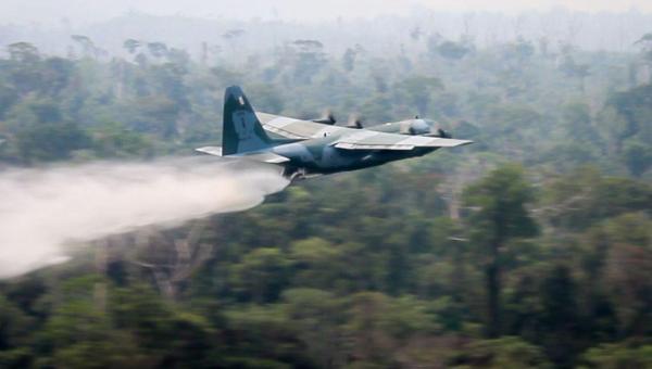 AMAZÔNIA: Sete estados já pediram apoio federal para combater incêndios