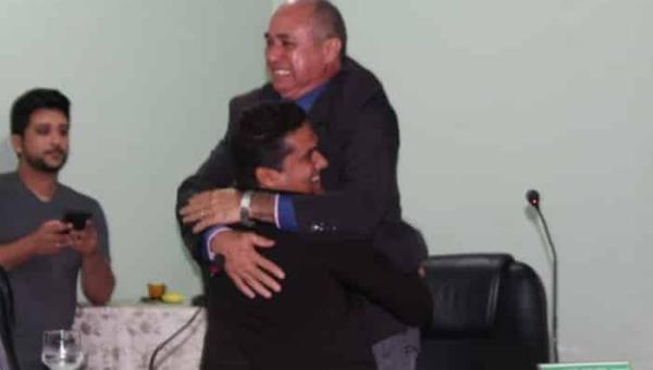 ARAGUATINS: Darlan vence Jairo no critério de desempate e é o novo presidente da Câmara
