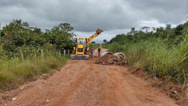 ARAPOEMA: Prefeitura e Ageto realiza recuperação de estradas vicinais que liga o município ao portal da Ilha do Jacu