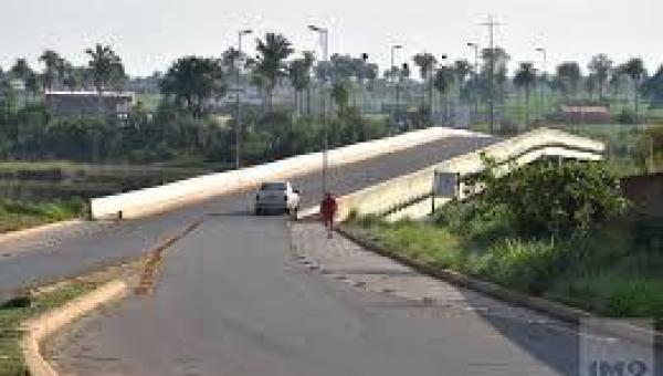 Batida frontal entre duas motos deixa um morto e dois feridos em ponte de Araguaína