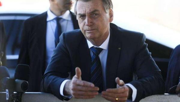 Bolsonaro ataca Alemanha e Noruega por suspensão de repasses