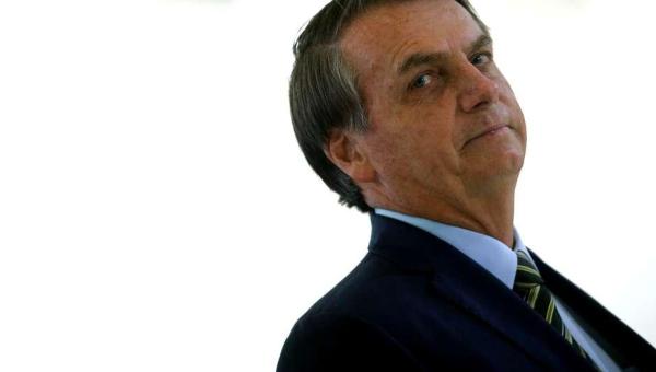 Bolsonaro chama a ativista Greta Thunberg de 