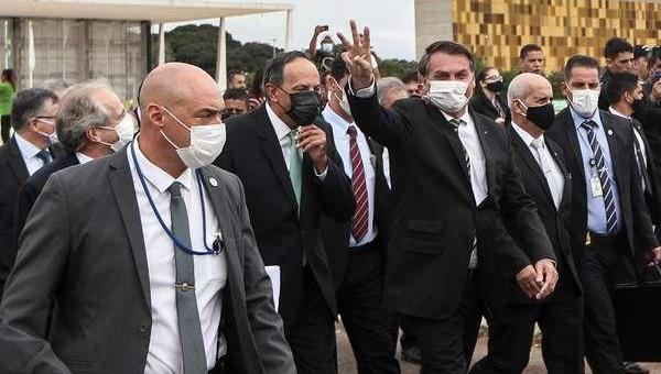Bolsonaro livra de restrição setores da 'marcha empresarial'