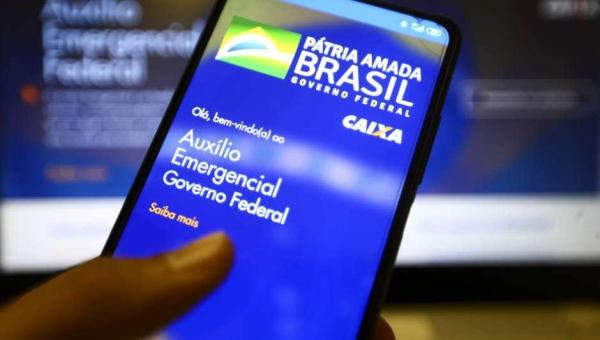 Câmara aprova em 1º turno PEC que retoma auxílio emergencial