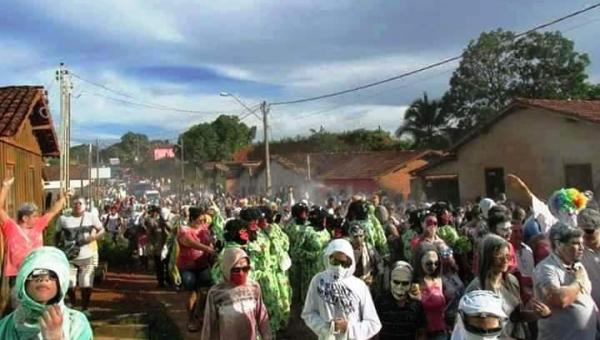 CARNAVAL 2020: Xambioá abre a festa com tradicional desfile do Bloco dos Sujos 
