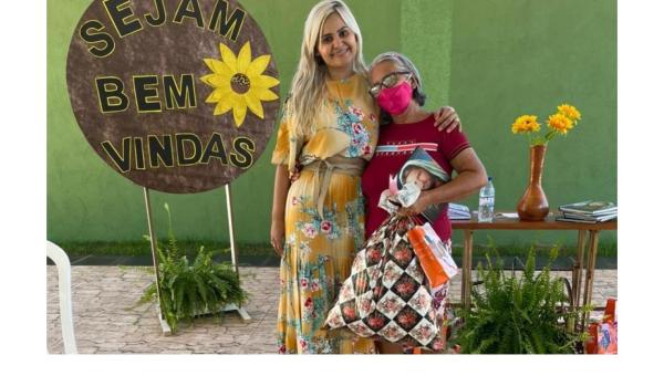 AÇÃO SOCIAL: Primeira Dama Denize Valéria trabalha resiliência com mulheres que perderam filhos e entes queridos em Darcinópolis