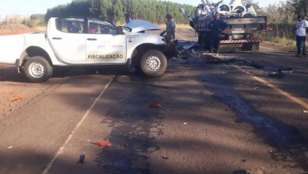 Acidente grave, com vítima fatal, envolvendo caminhão e caminhonete da Sefaz é registrado em Darcinópolis 