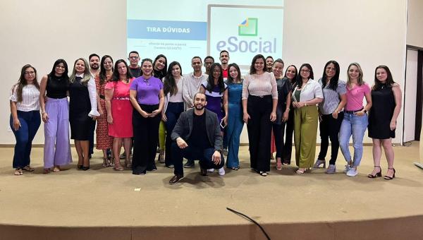 Administração promove capacitação com foco no e-Social 