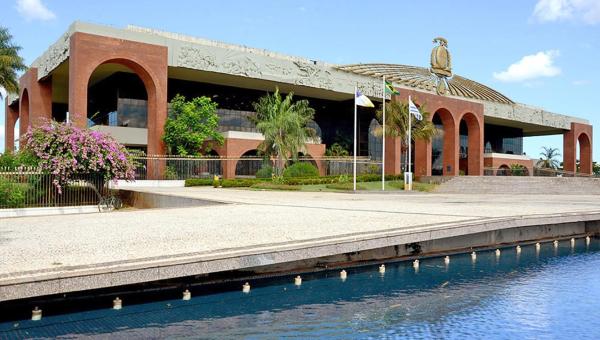 Afastamento de servidores em casos confirmados ou suspeitos de covid-19 é regulamentado pelo Governo do Tocantins