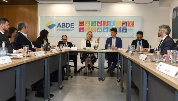 Agência de Fomento participa de pré-lançamento do Fórum do Desenvolvimento 2023, promovido pela ABDE