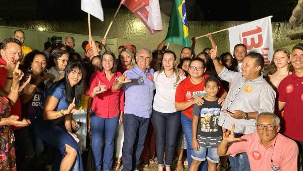 Agricultores conversam com Mourão, que alerta ‘no meu governo quem vai mandar é a força popular’