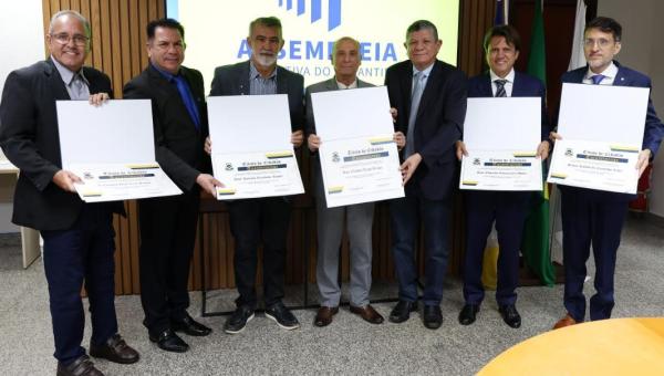 Aleto realiza cerimônia de entrega de títulos de Cidadão Tocantinense