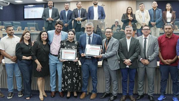 Amélio Cayres destaca papel político e social de vereadores durante homenagem em Gurupi