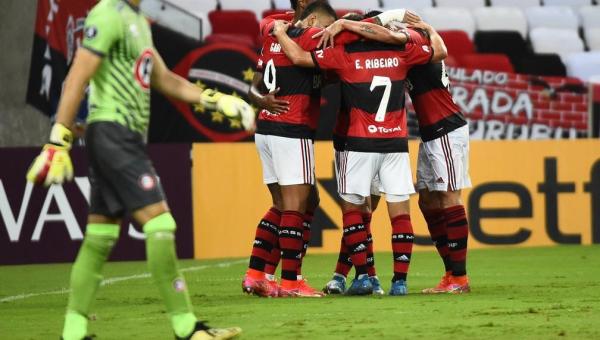 Análise: Flamengo sobra tecnicamente, mas precisa manter nível de concentração na Libertadores
