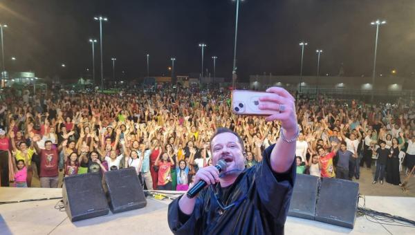 Ananás celebra a primeira edição do Dia do Católico com grande sucesso
