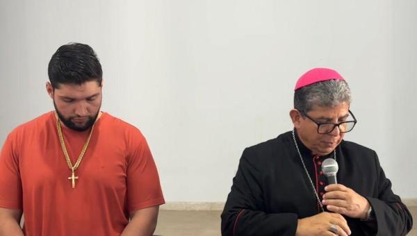 ANANÁS: Prefeito Robson recepciona Bispo Diocesano e anuncia apoio as obras sociais da Igreja Católica