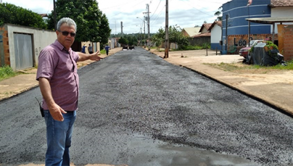 ANANÁS: Prefeitura retoma trabalhos de recapeamento de ruas e avenidas