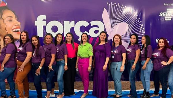 Arapoema participa do encerramento do programa Força Mulher em Colinas do Tocantins 