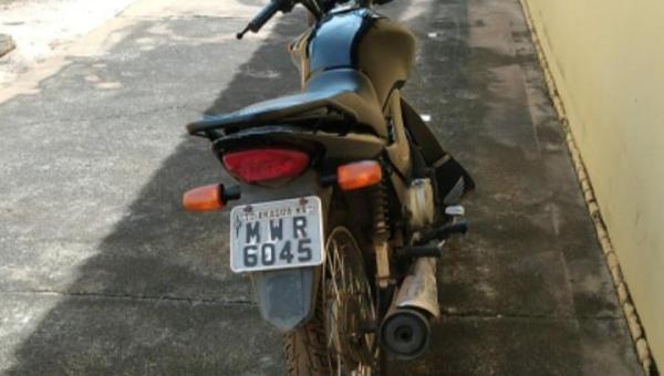Assaltantes rendem homem e roubam moto em Araguaína