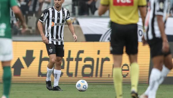 Atlético-MG vence sem levar cartão e grupo de pendurados se safa para duelo com o Flamengo