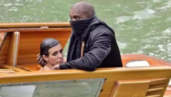 ‘Ato Libidinoso’: Kanye West e esposa são banidos para sempre de passeio em Veneza

