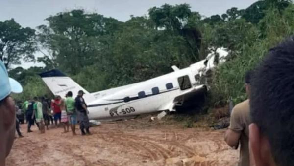 Avião cai no Amazonas e mata pelo menos 12 pessoas, diz Defesa Civil