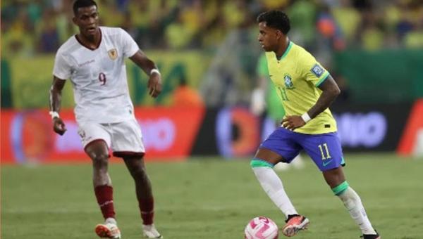Brasil dá vexame e empata com a Venezuela pelas Eliminatórias