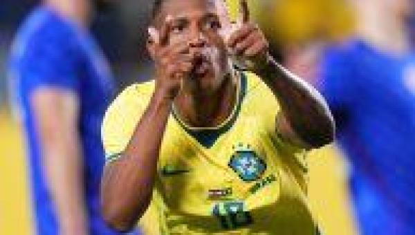 Brasil vence Croácia em teste final antes de convocação para Copa do Mundo
