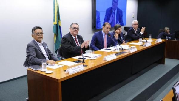 Câmara aprova PEC dos Pioneiros e centenas de servidores voltarão ao quadro do Estado