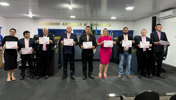 Câmara de Colmeia celebra a semana da mulher com sessão solene 