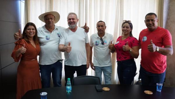 Carlesse recebe apoio de líderes políticos de Aurora do Tocantins e Palmeirópolis