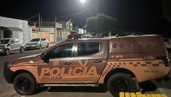 Casal é preso por tráfico e carga milionária de entorpecentes é apreendida pela PM em Rodovia no município de Araguatins
