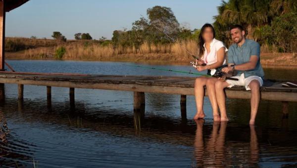 Casal estava sorrindo minutos antes de médico sofrer choque e morrer nas vésperas do casamento