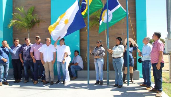 Cavalgada, inaugurações e shows marcam abertura da Expoagro em Jaú do Tocantins 
