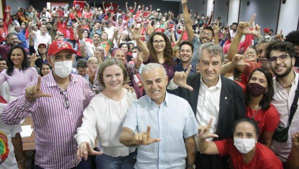 Célio Moura e Paulo Mourão recebem Gleisi Hoffman e convocam militância para 'transformar o Tocantins'