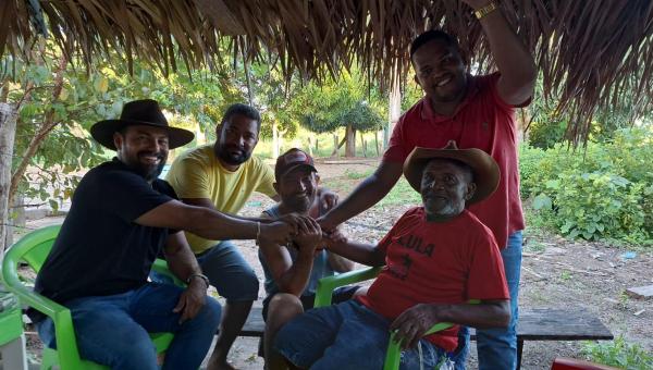 Cheque Quente, ícone cultural de Araguanã, apoia reeleição do Prefeito Max Barbosa
