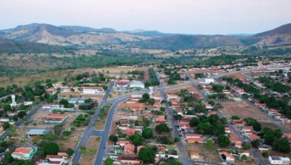 Colméia comemora 42 anos com show da Banda Mastruz com Leite