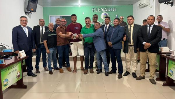 Com emenda parlamentar, deputado Wiston Gomes garante entrega de CNHs Sociais em Riachinho