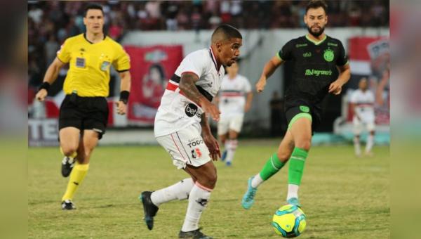 Com estádio lotado, Santa Cruz  e Tocantinópolis empatam no Recife