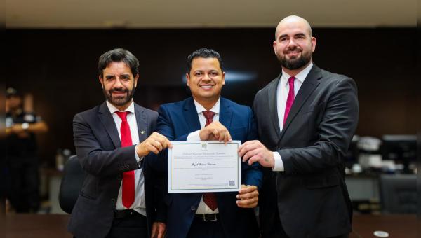 Com propostas de mais avanços, desenvolvimento e obras para a cidade Mayck Câmara é diplomado prefeito em Xambioá 