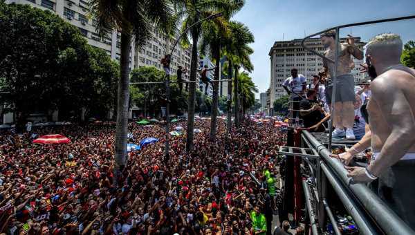 Com R$ 1,2 bilhão de receita e marca de uma década sem atrasar salário, Flamengo tem prioridade em 2023