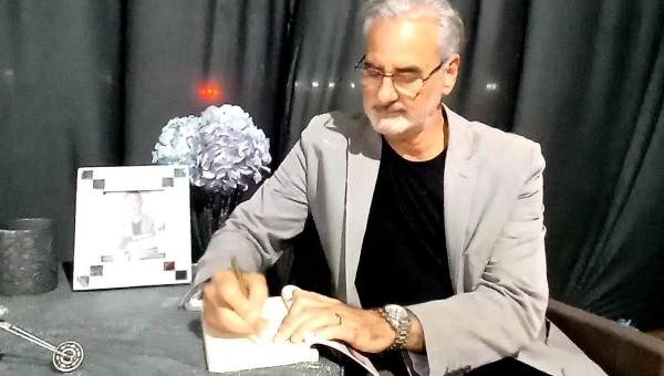 Com sarau Nelson Ferreira lança livro na noite de sábado em Araguaína 