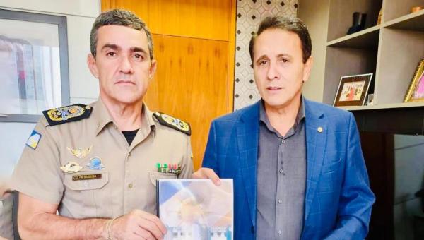 Comandante-Geral da PMTO realiza visita a parlamentares tocantinenses para estreitar laços, em Brasília