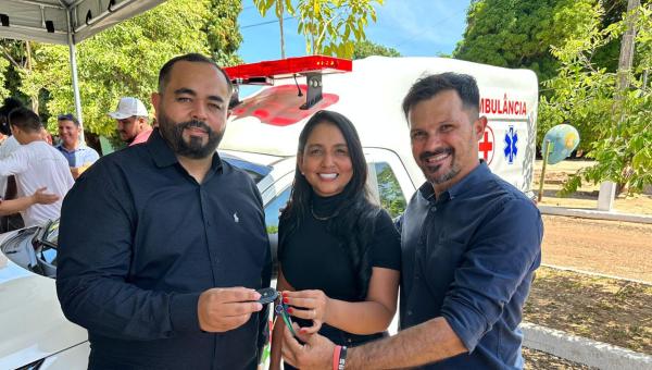 Comunidade do Cocalinho agradece deputada Vanda após entrega de ambulância: "uma deputada sensível às necessidades do povo"