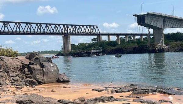 Corpo da 13ª vítima da queda de ponte é resgatado após ser encontrado por drones entre os escombros