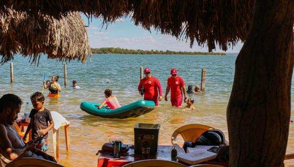 Corpo de Bombeiros Militar leva segurança aos banhistas com Operação Praia 2023